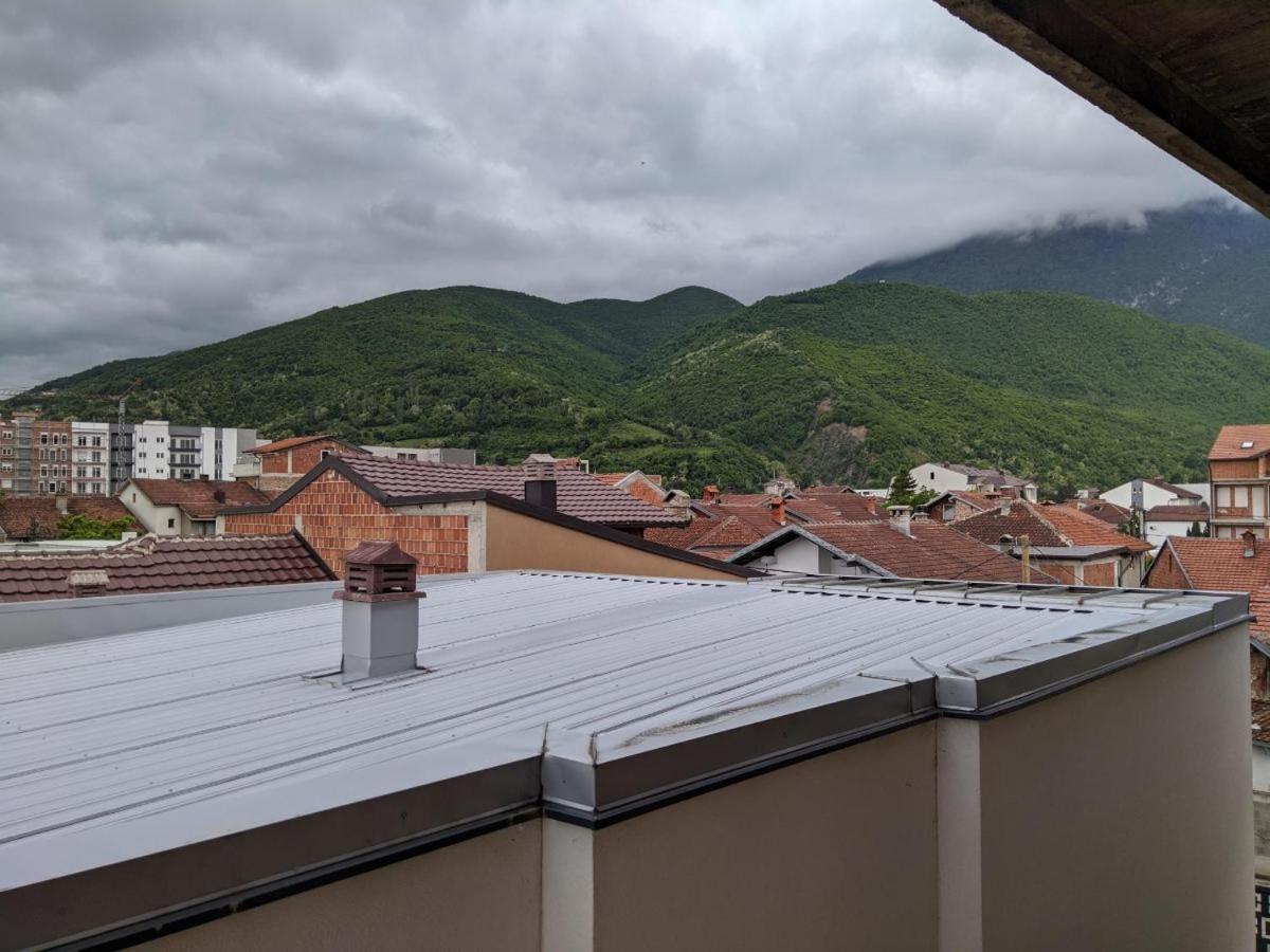 Lovely 1 Bedroom Within Walking Distance, Views Peć Exterior foto
