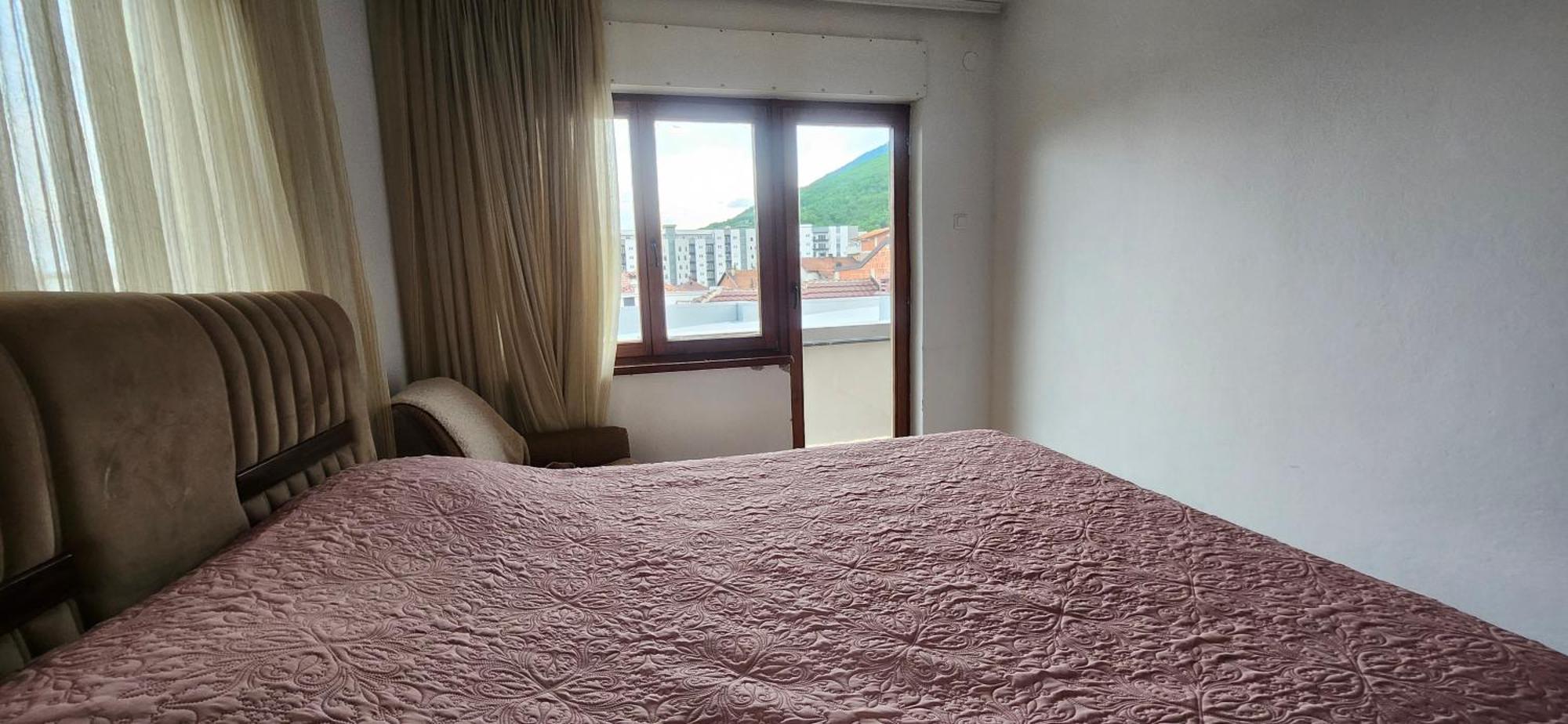 Lovely 1 Bedroom Within Walking Distance, Views Peć Exterior foto
