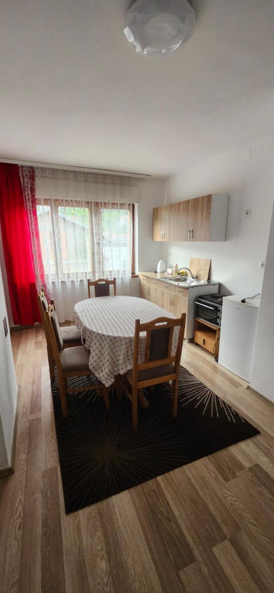 Lovely 1 Bedroom Within Walking Distance, Views Peć Exterior foto
